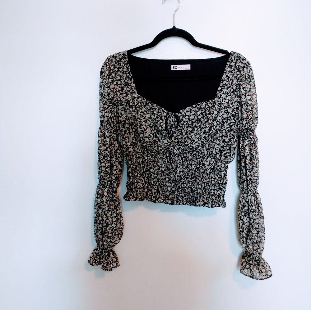SO long sleeve floral crop top with rushing around the waist and tie at the ches